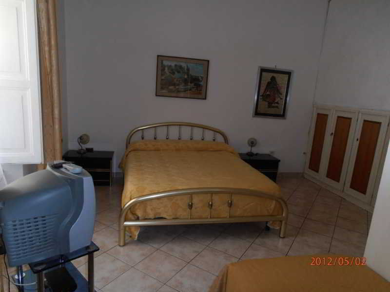 Bed And Breakfast Paola โรม ภายนอก รูปภาพ
