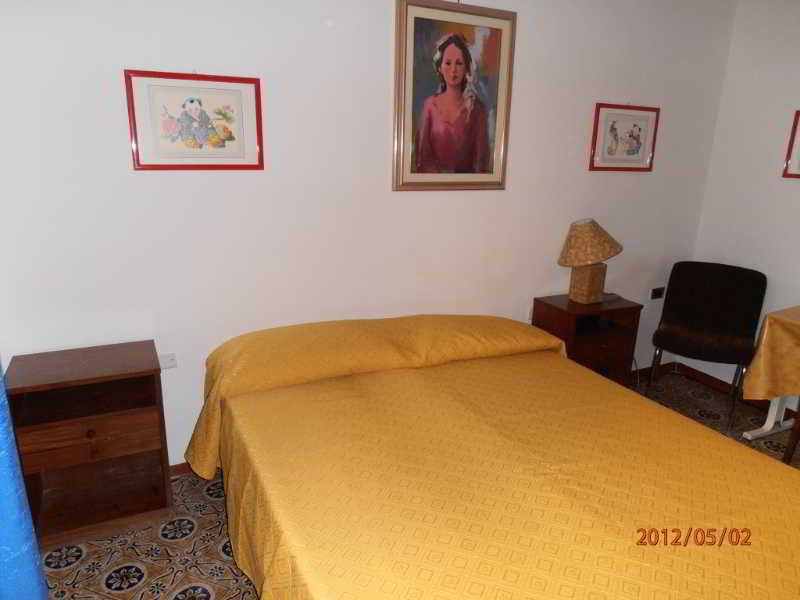 Bed And Breakfast Paola โรม ภายนอก รูปภาพ